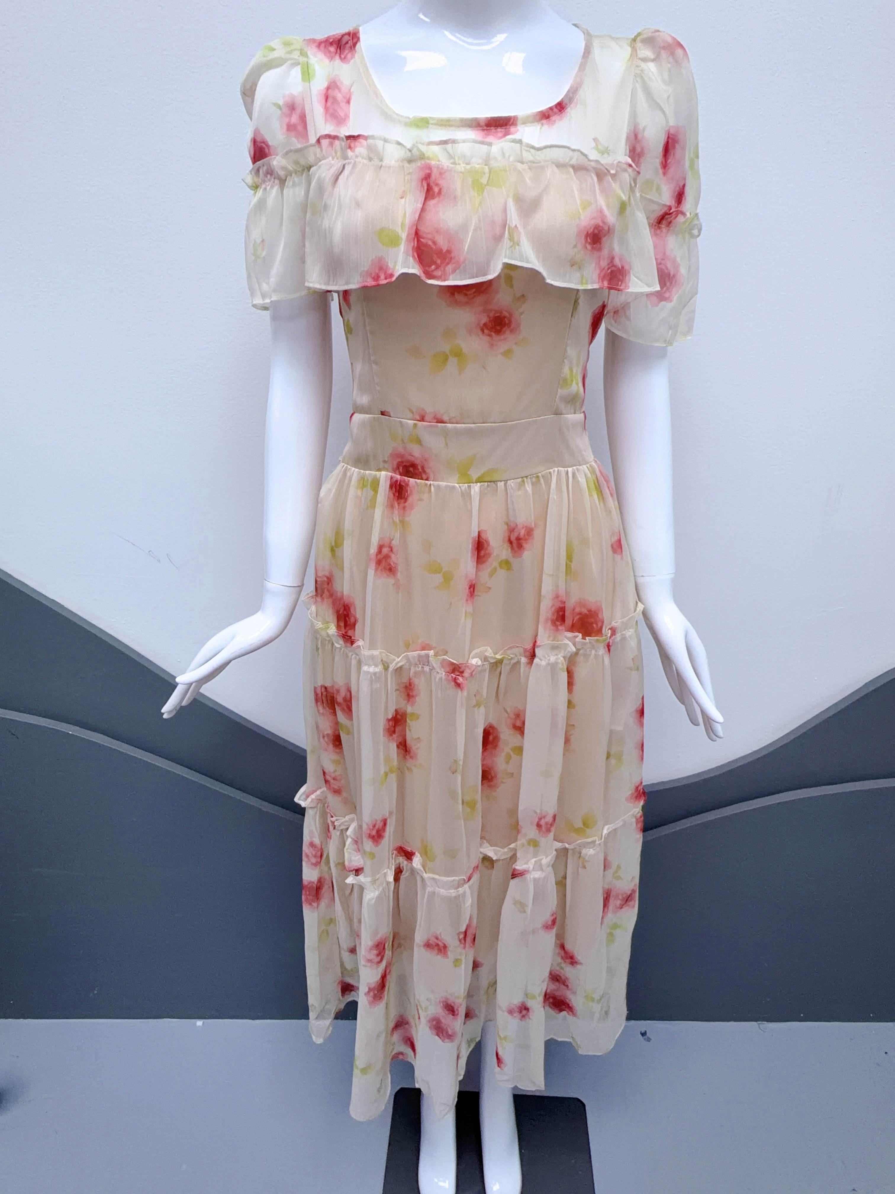 V271. HOA NUDE DRESS