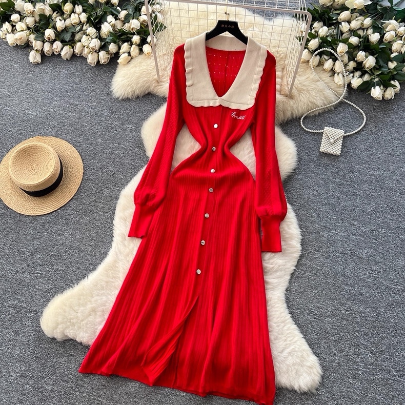 R53. RED LONG DRESS