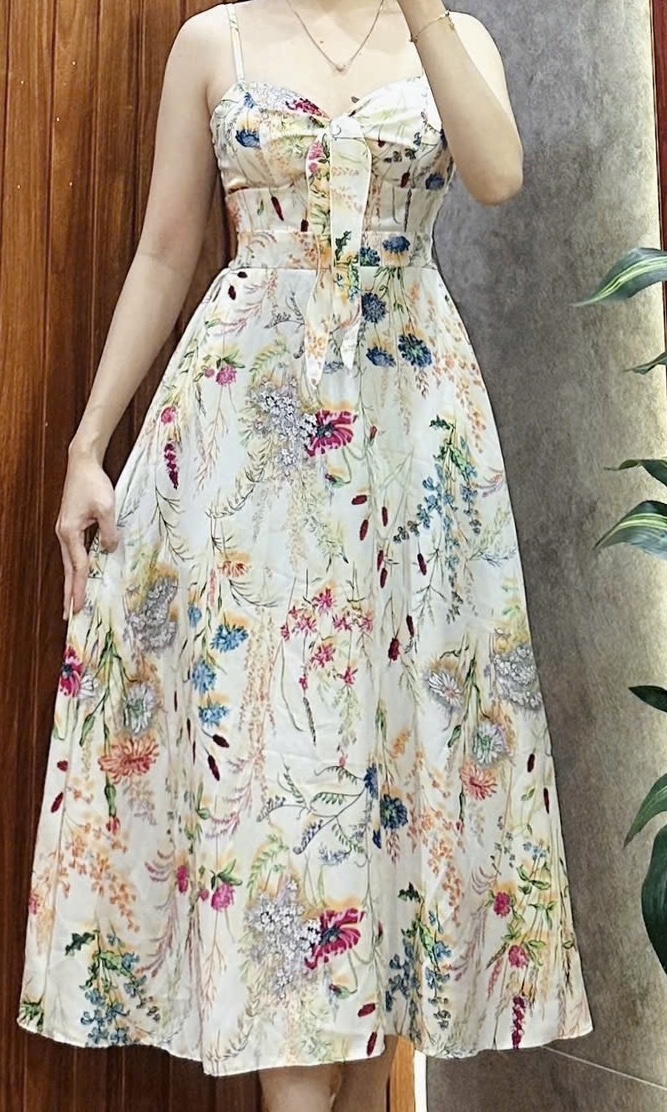 V575. MAXI DRESS