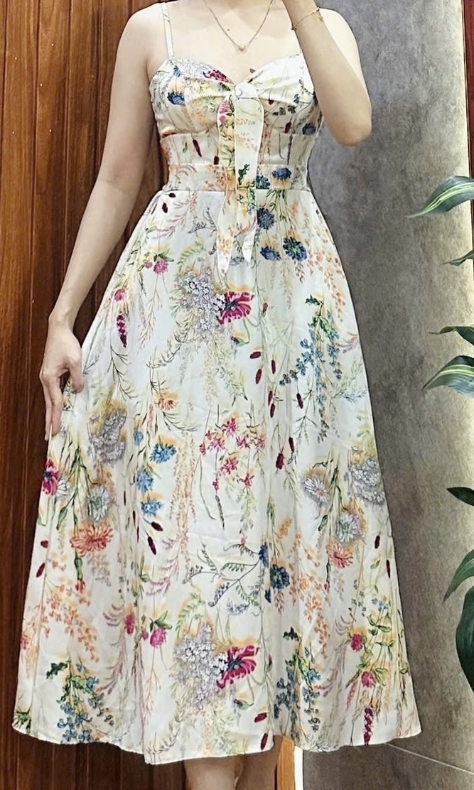 V575. MAXI DRESS