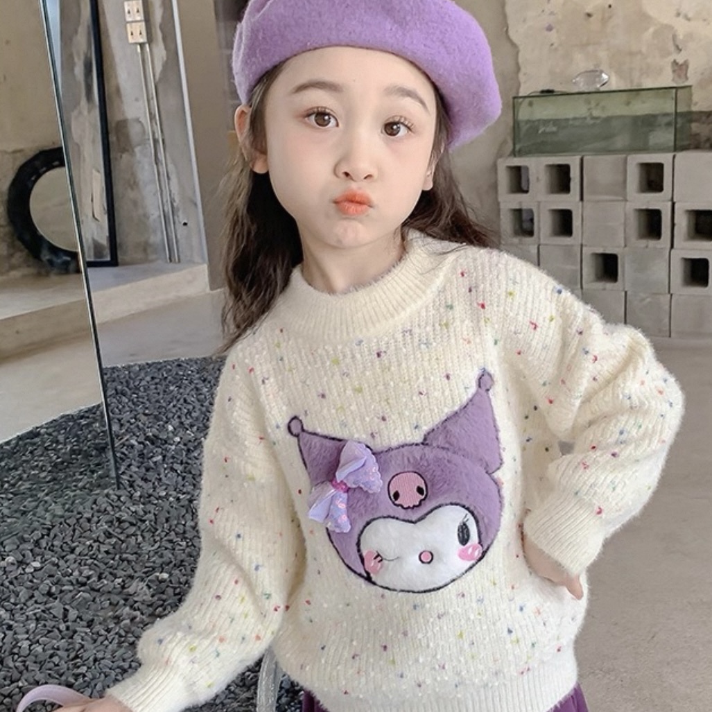 K509. BABY SWEATER WHITE CINNAMON ROLL