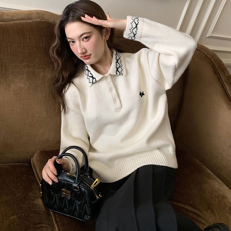 T294. SWEATER WHITE DOG