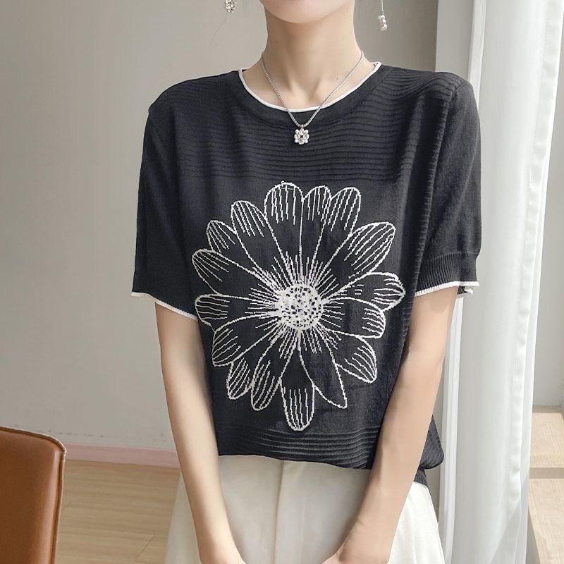C703. BLACK FLOWER SHORT SLEEVES TOP