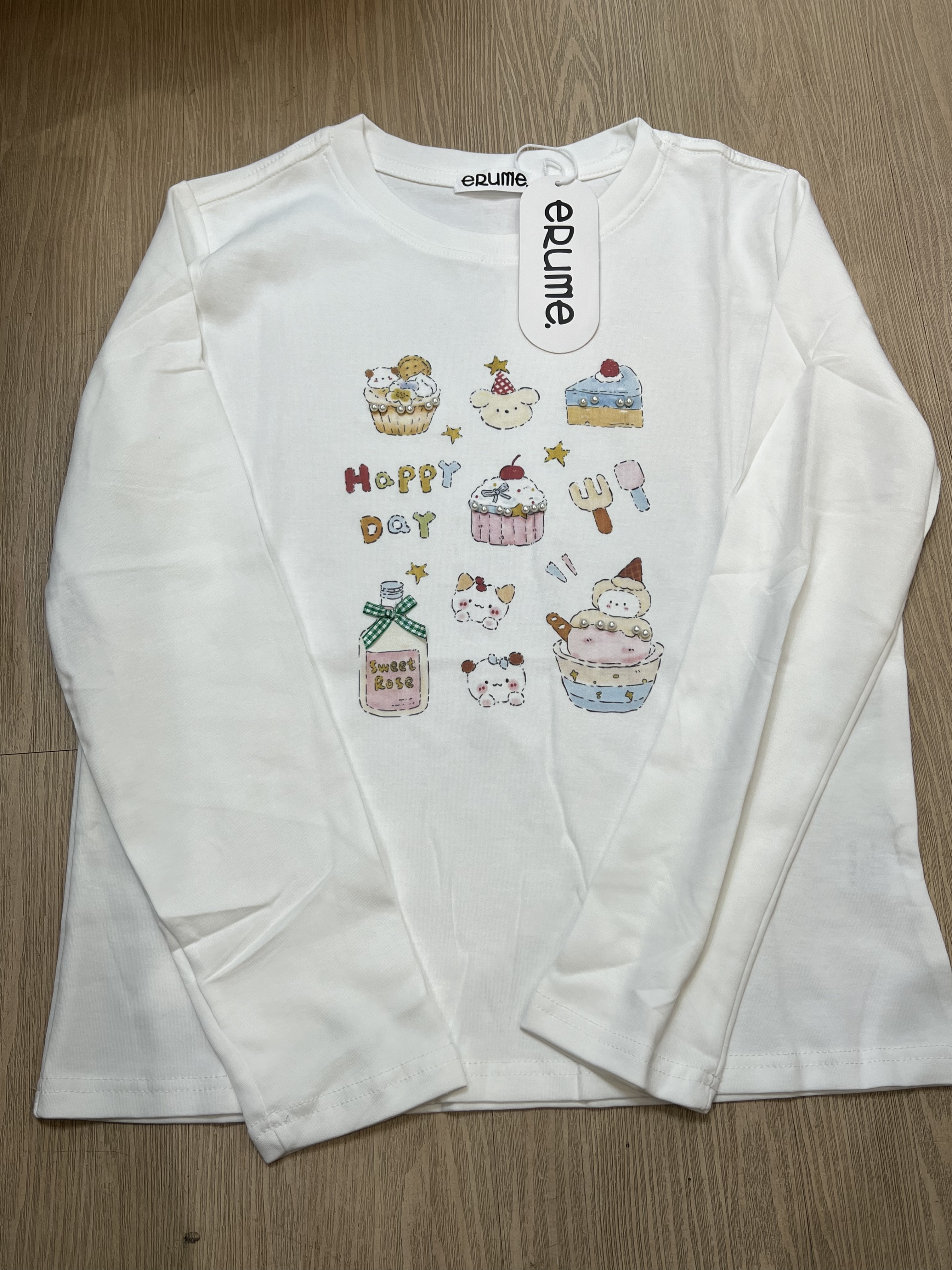L261. LONGTEE (THICK) WHITE CUPCAKES