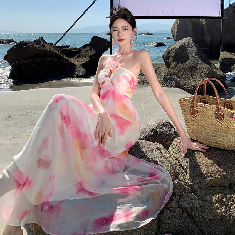 7606. PINK DRESS