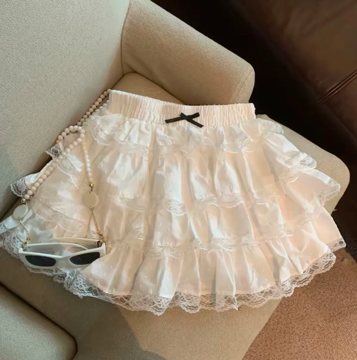 5506. WHITE BOTTOM