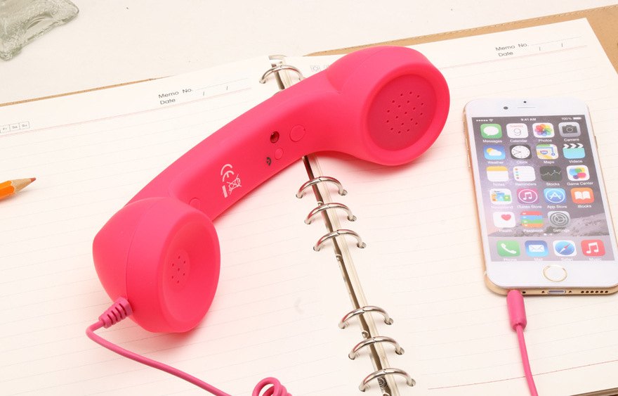 Rose-pink retro handset and phone from the supplied product photo