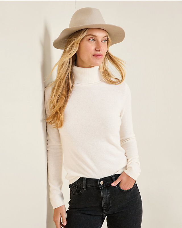 Essential Cashmere Turtleneck Sweater