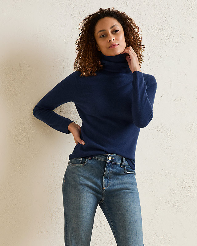 Essential Cashmere Turtleneck Sweater