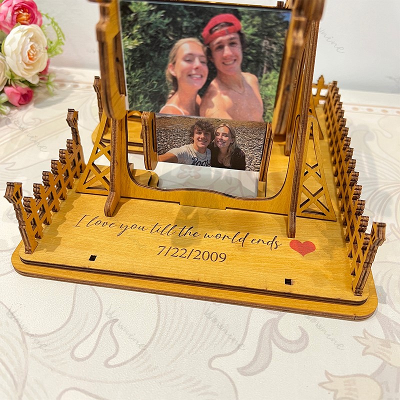 Wooden Ferris Wheel Frame: Capture Sweet Moments