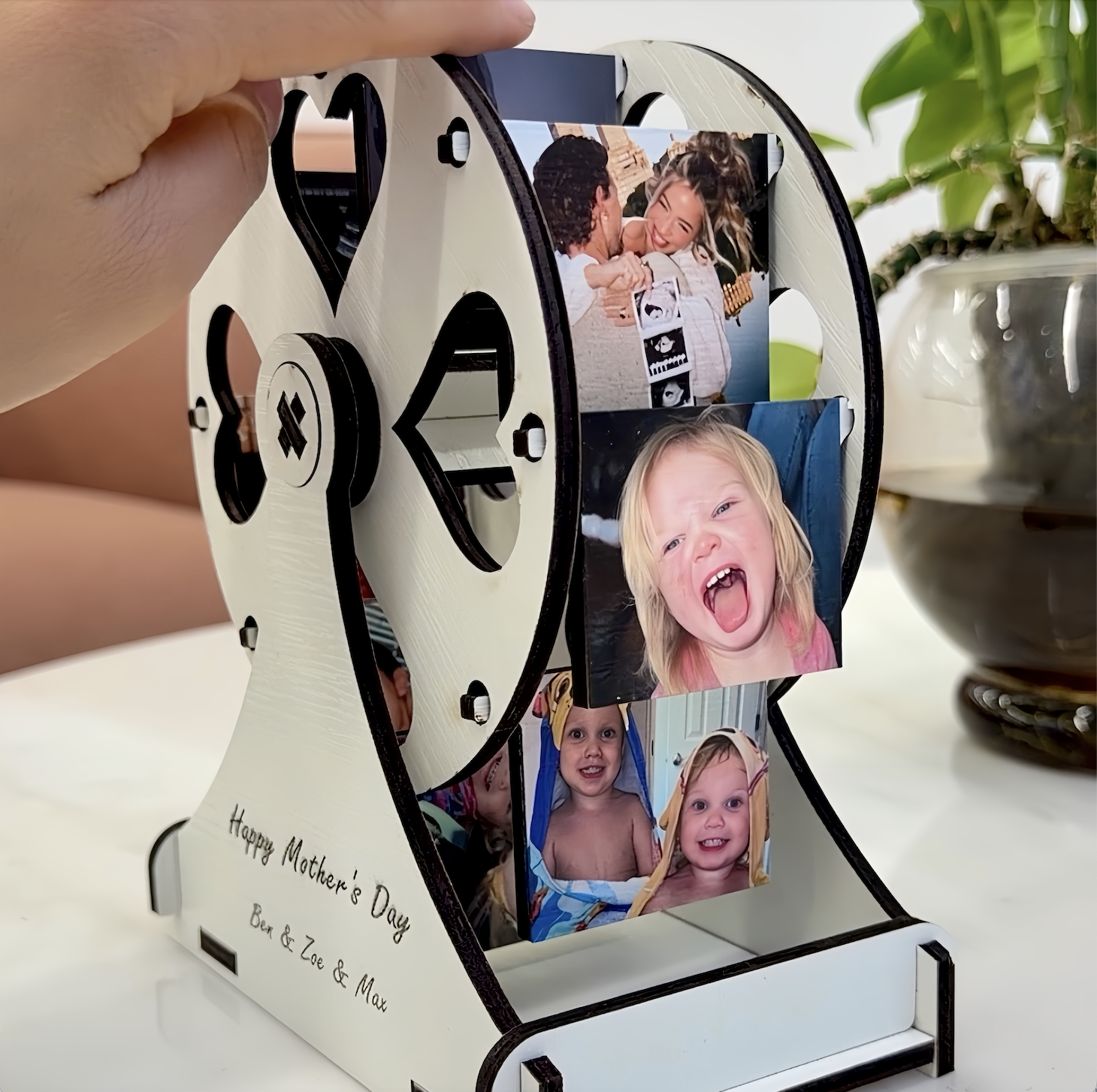 Personalized Photo Ferris Wheel - Unique Gift for Loved Ones