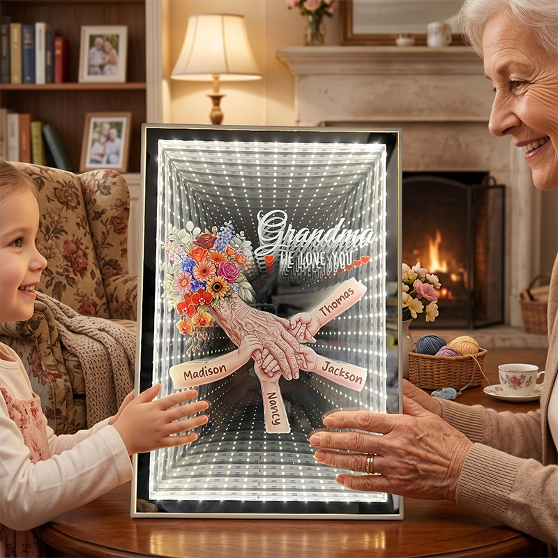 Personalized Mommy and Children Holding Hands Starry Mirror Light Box