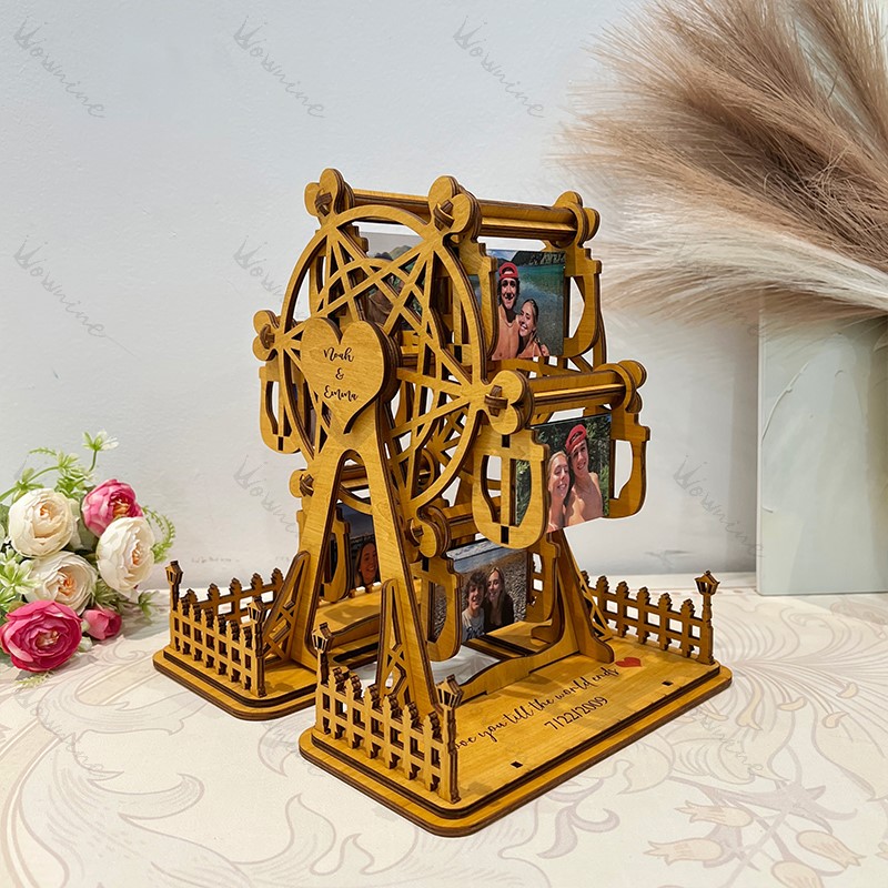 Wooden Ferris Wheel Frame: Capture Sweet Moments