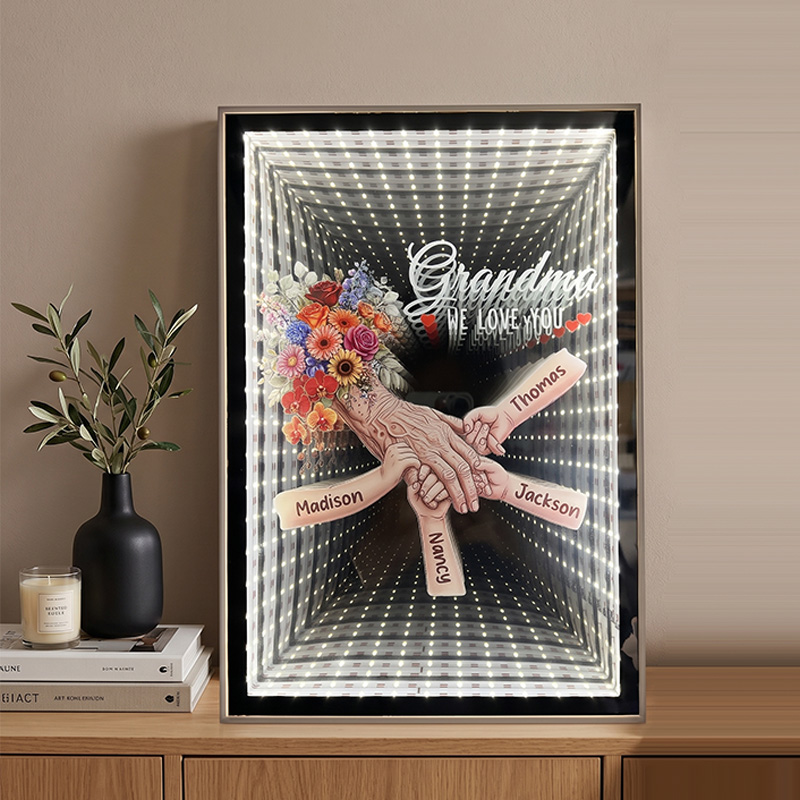 Personalized Mommy and Children Holding Hands Starry Mirror Light Box