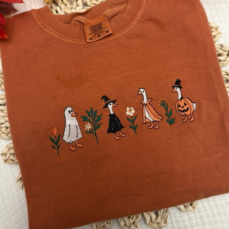 Pooky Halloween goose embroidered sweatshirt
