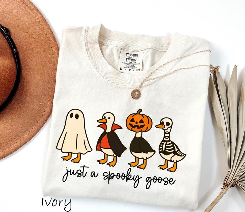 Adorable Spooky Goose Halloween Graphic Tee