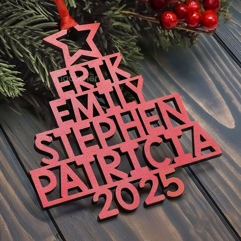 Custom Family Names 2025 Christmas Tree Ornament