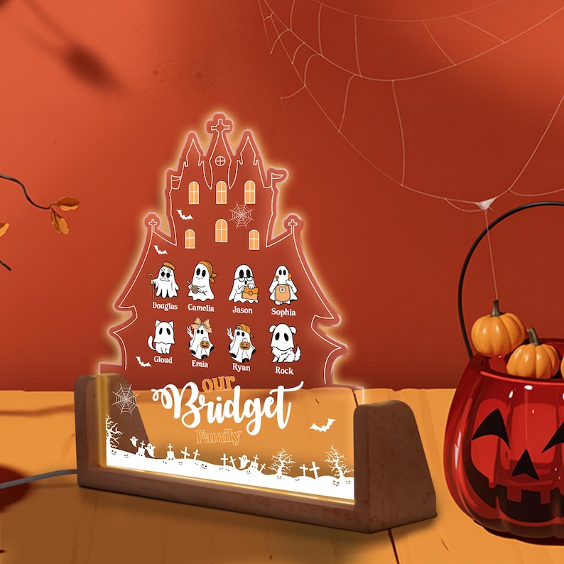 Personalized Halloween Family Ghost Decor – Custom Name Acrylic Light-Up