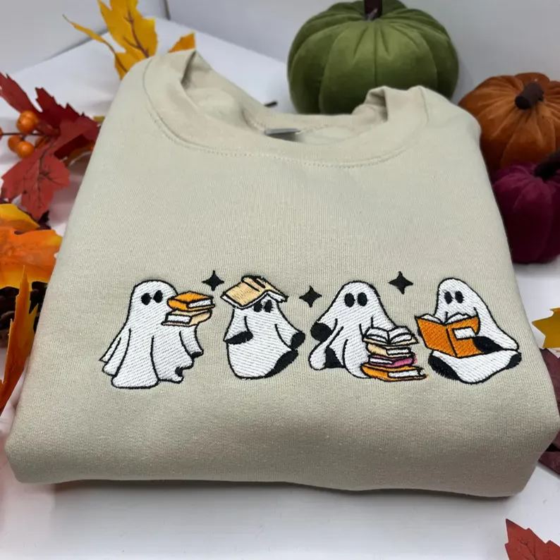 [Copy]Spooky Season Embroidered Sweatshirt