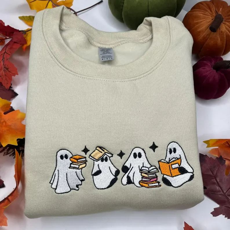 [Copy]Spooky Season Embroidered Sweatshirt