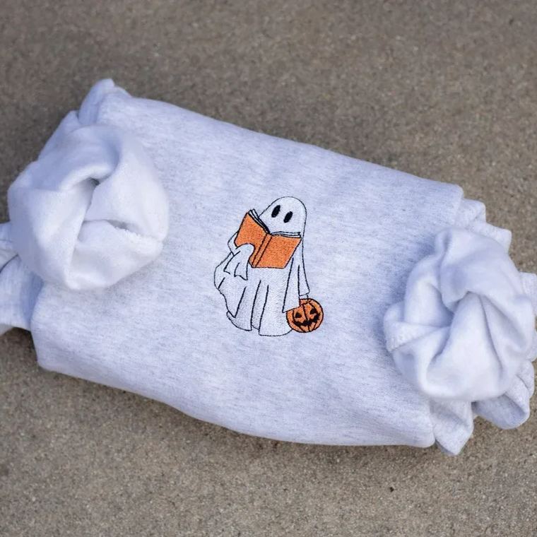 [Copy]Embroidered Halloween Boo Sweatshirt