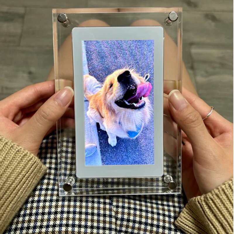 Treasured Memory™ Digital Frame - Treasured Memories