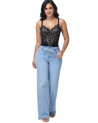 Lace three-quarter body-shaping bralette