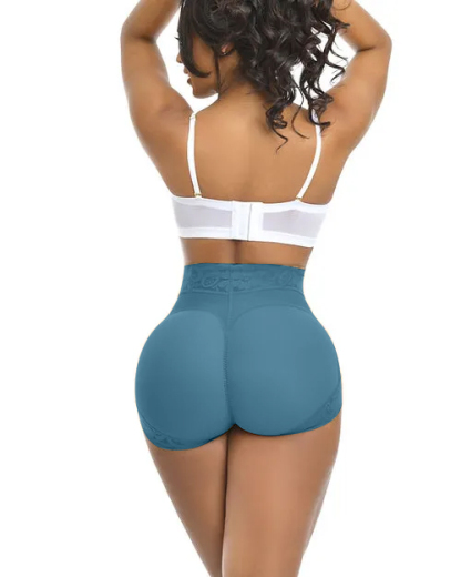 Valeria Booty Shorts