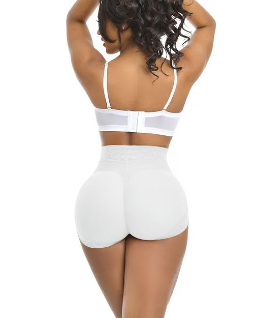 Valeria Booty Shorts