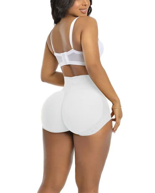 Valeria Booty Shorts