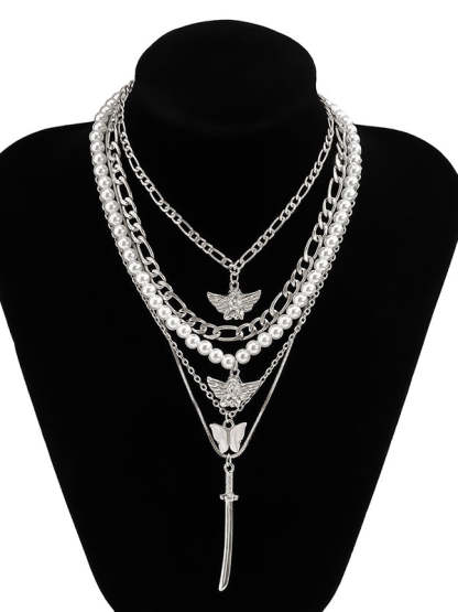 Retro Street Shooting Butterfly Punk Multi-Element Suit Necklace