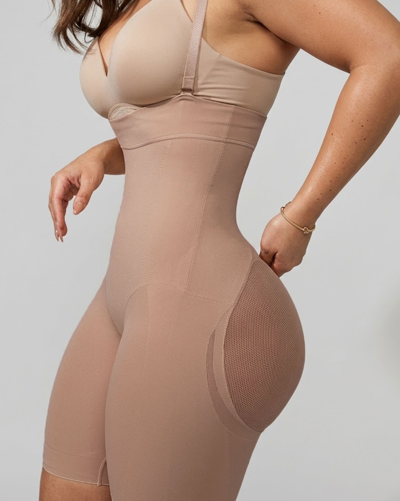 High Waisted Mid-Length Shaping Shorts Lift The Buttocks And Flatten The Tummy