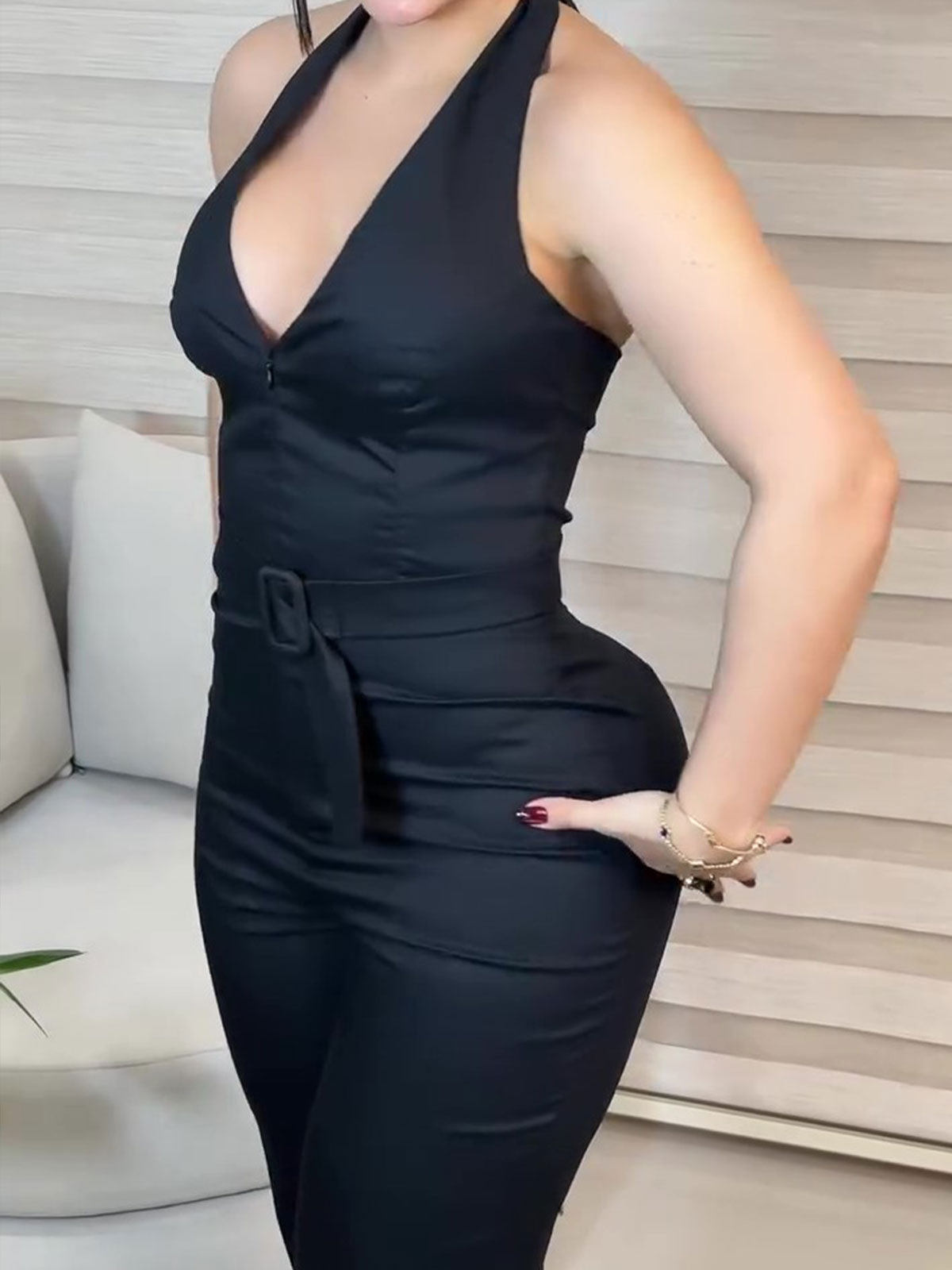 Sexy Sleeveless V-Neck Slimming Jumpsuit
