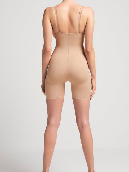Hip-lifting Slim Fit Padded Mid-length Leggings