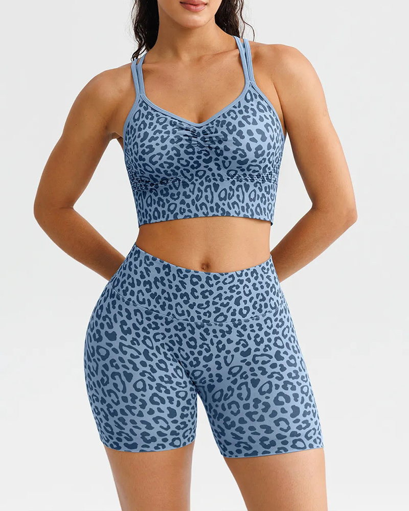 Leopard Print Seamless Hip Lifting Sports Shorts
