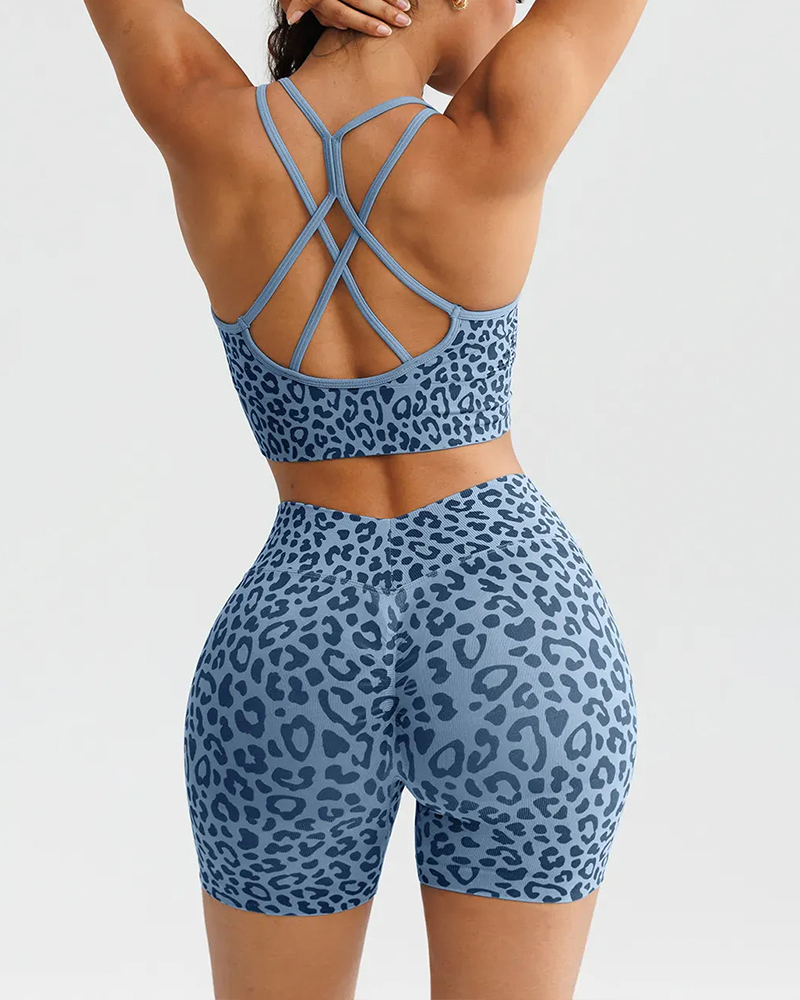 Leopard Print Seamless Hip Lifting Sports Shorts