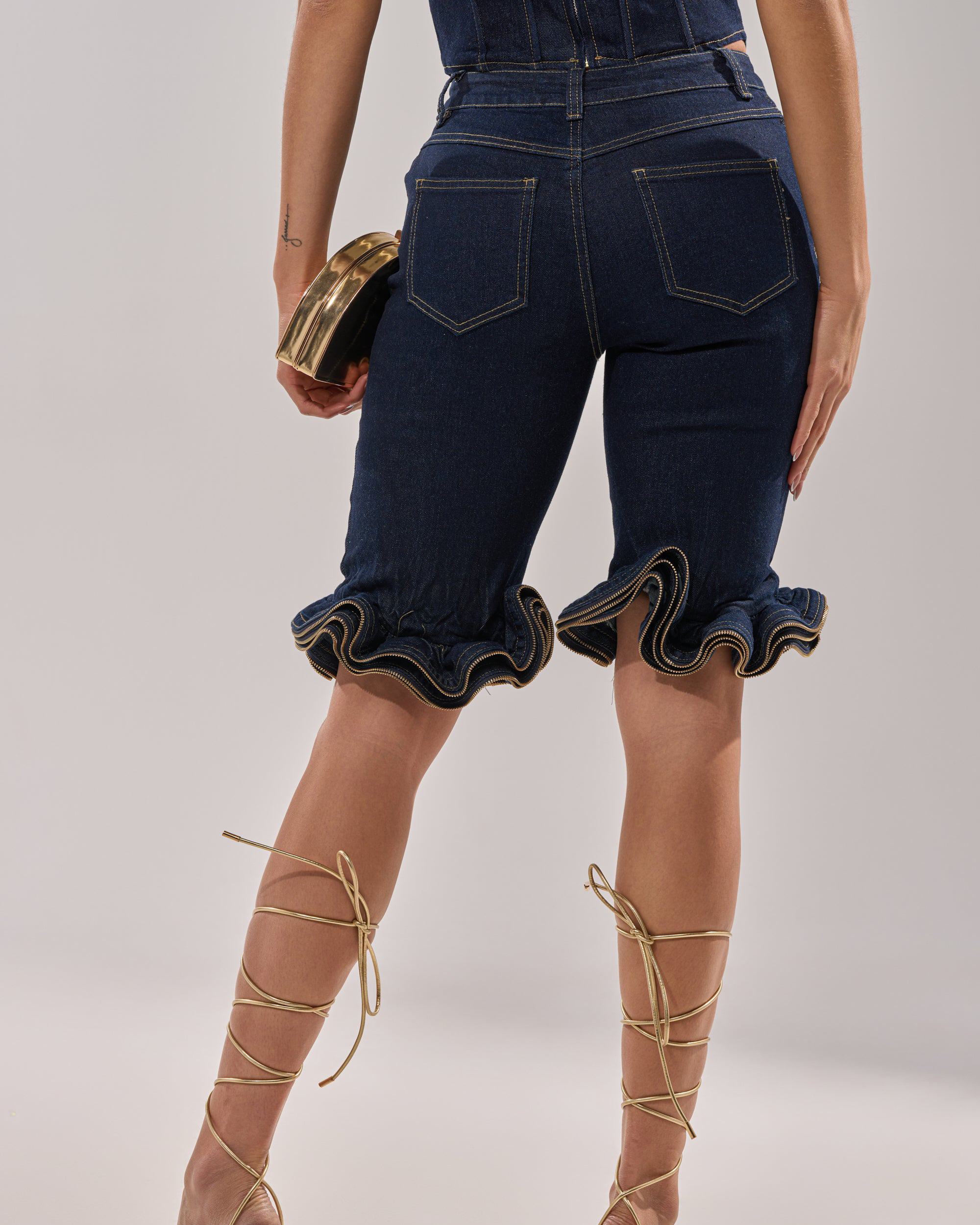 Wave Ruffle Hem Slim Denim Shorts