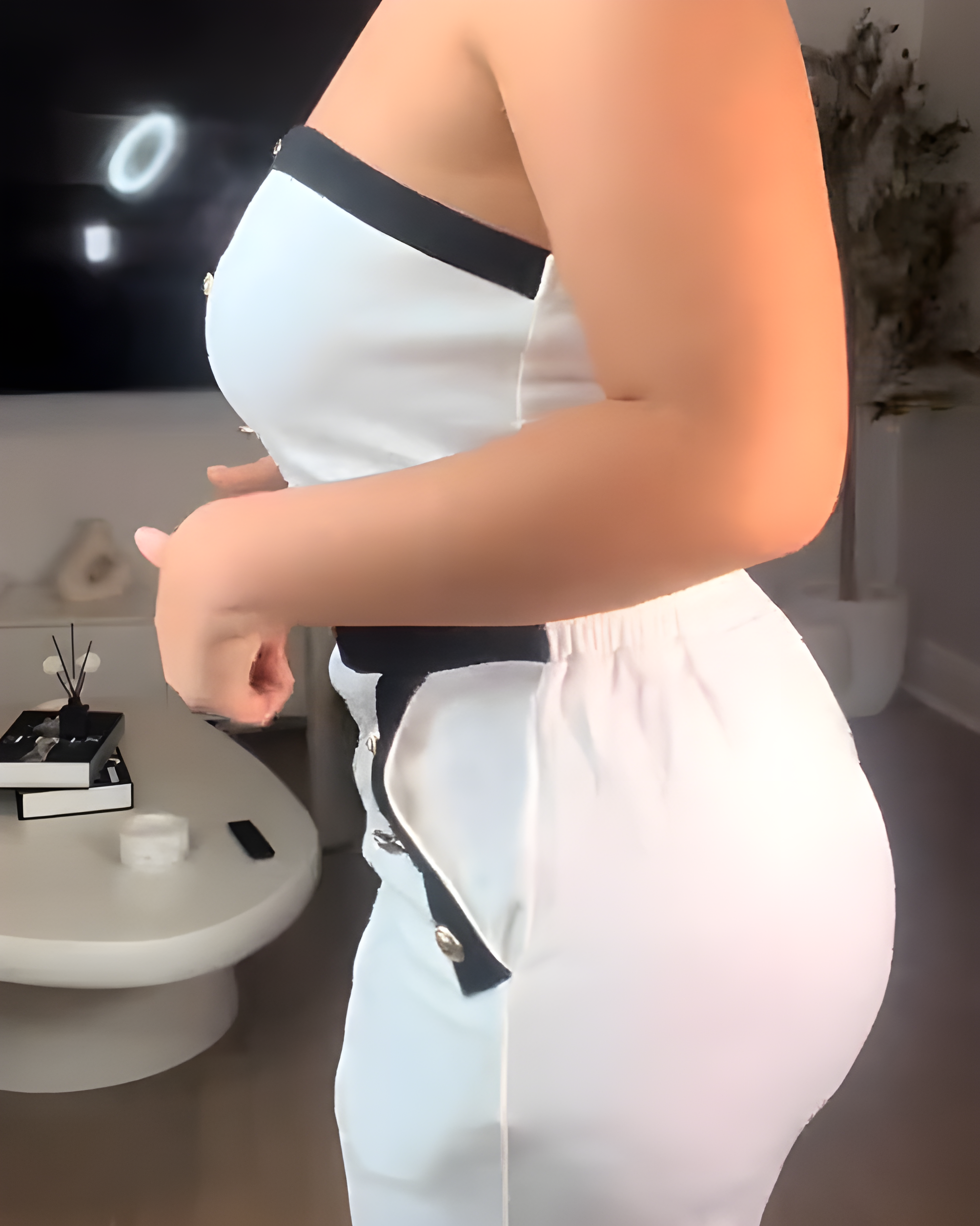 Sexy Fashionable Sleeveless Trousers 2-Piece Set