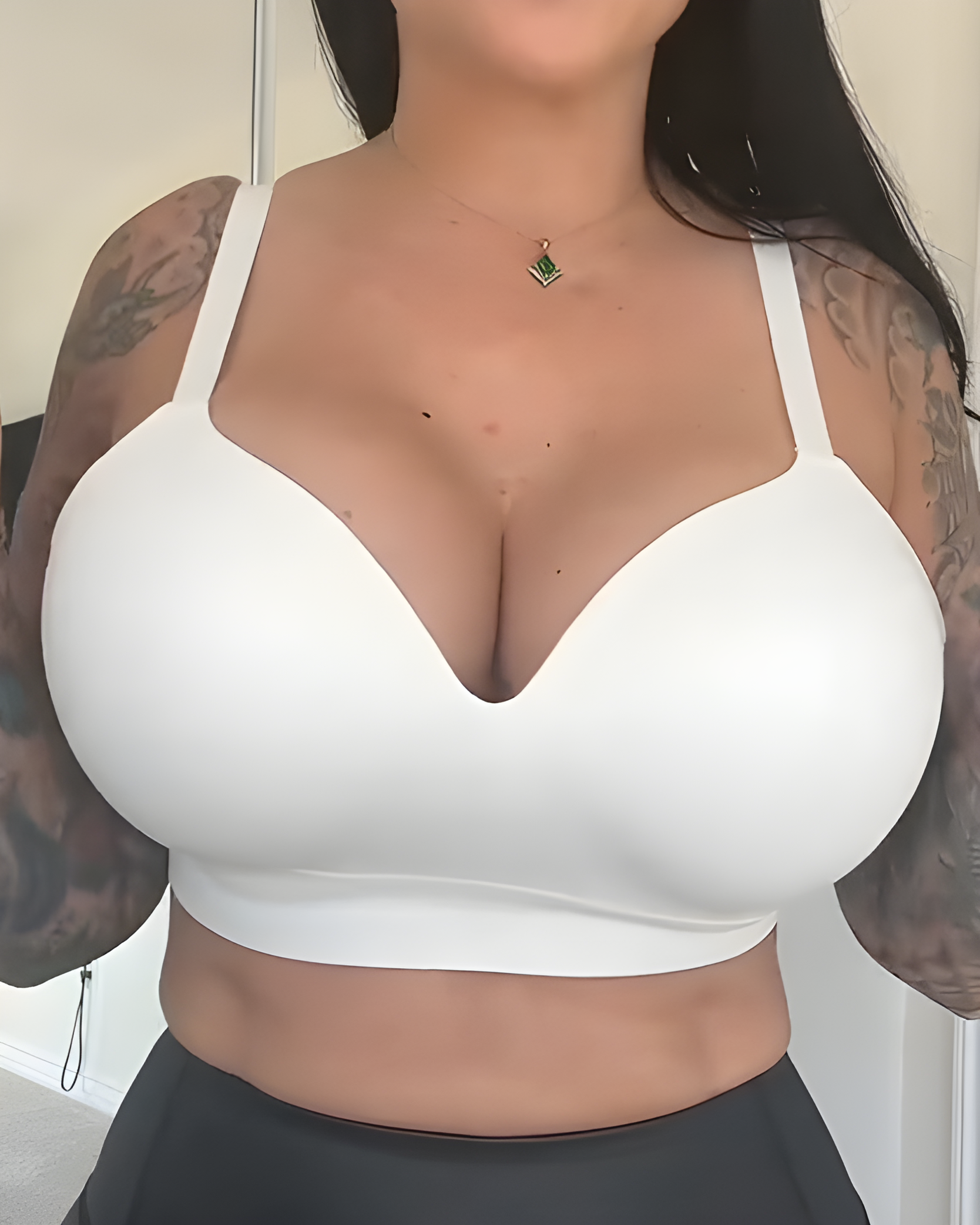 Seamless Wirefree Push-Up V-Neck Bra