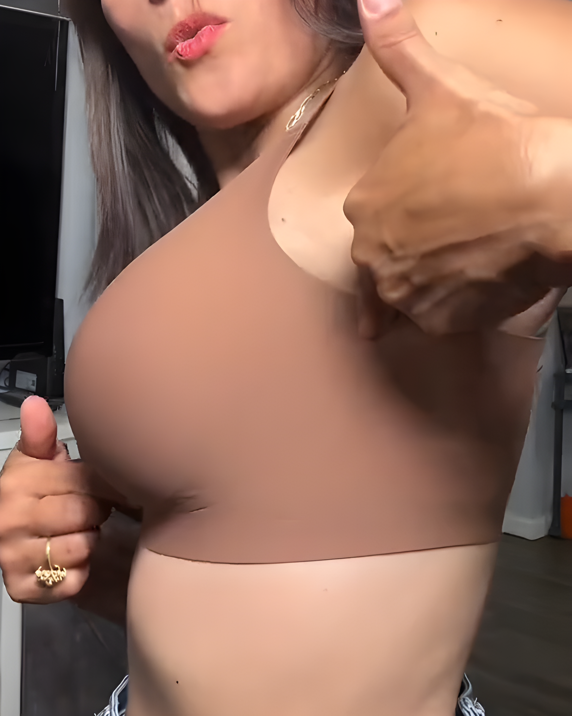 Seamless Cutout Comfort Shaping Bra