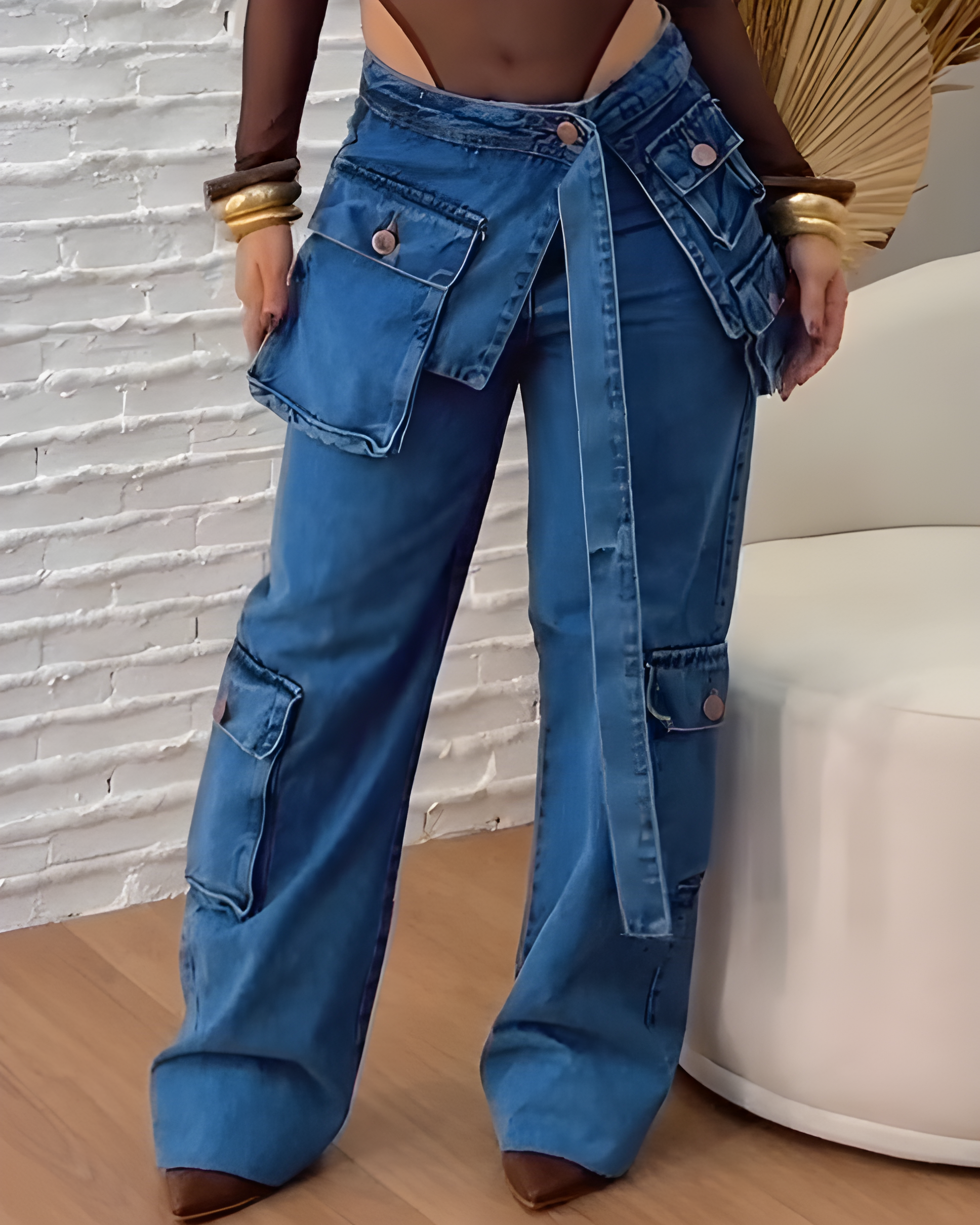 Multi-Pocket High-Rise Cargo Style Wide-Leg Jeans