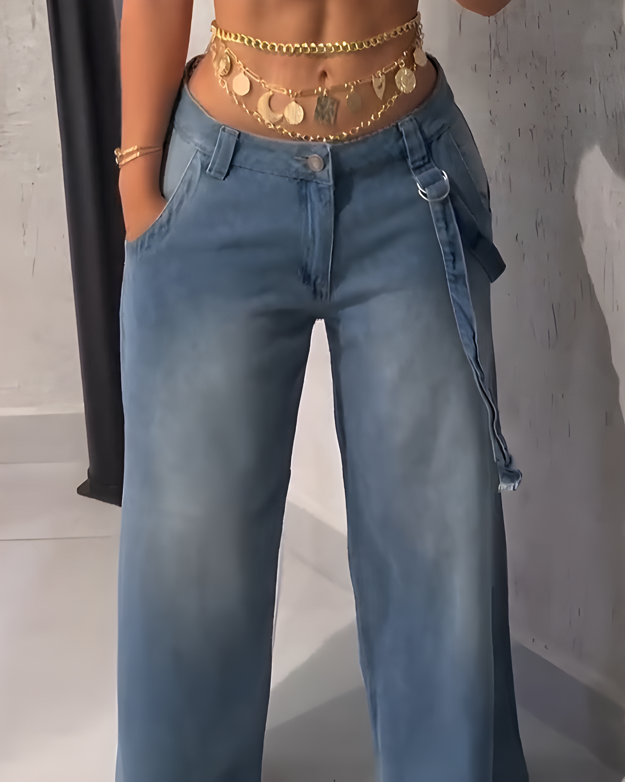 Fashionable Slim Cargo Style Wide-Leg Denim Jeans