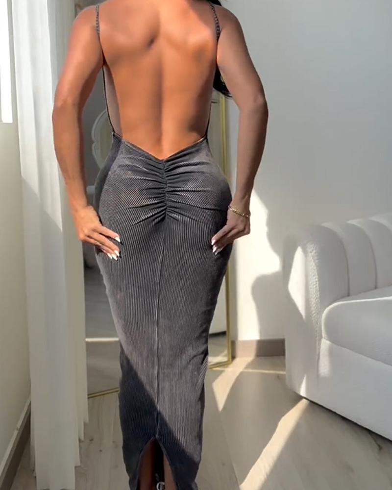 Beautiful Back And Hip-Hugging Dress (Pre-Sale)