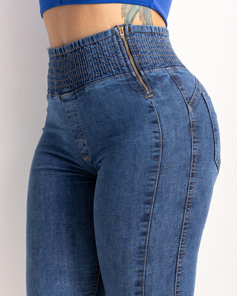 High-Waisted Skinny Jeans (Pre-Sale)