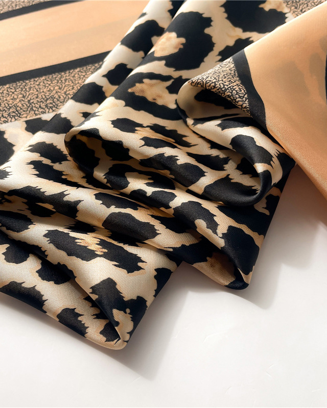 Leopard Print Multipurpose Scarf-Curvy-Faja