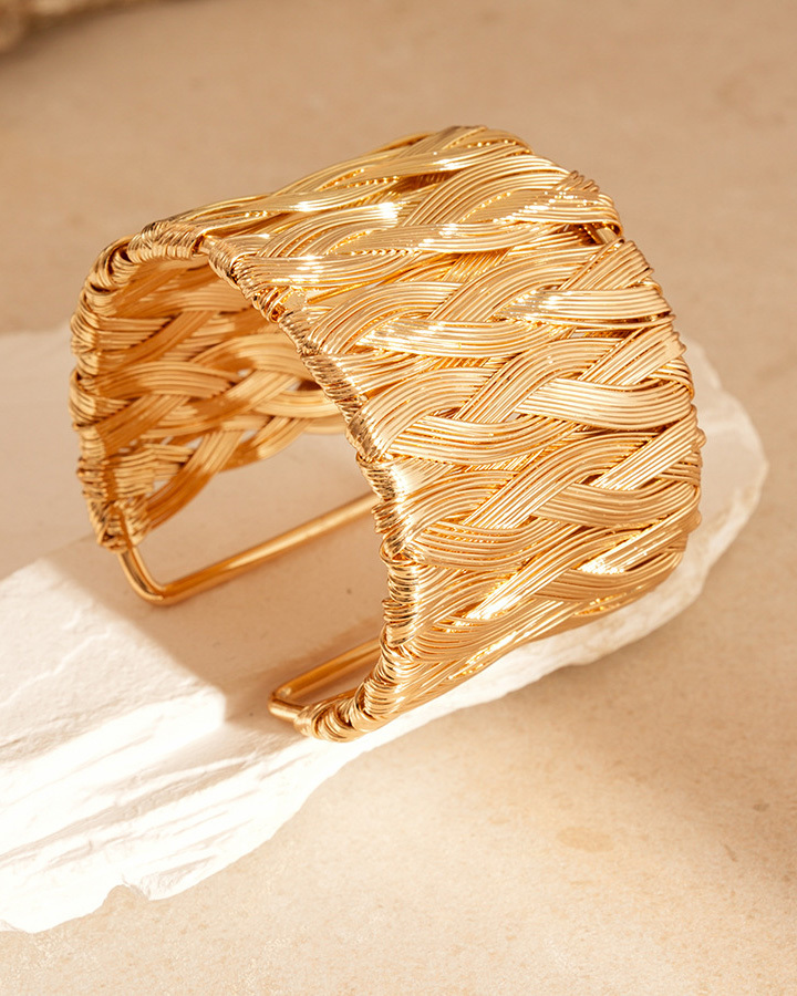 Wrap Cuff Bracelet-Curvy-Faja