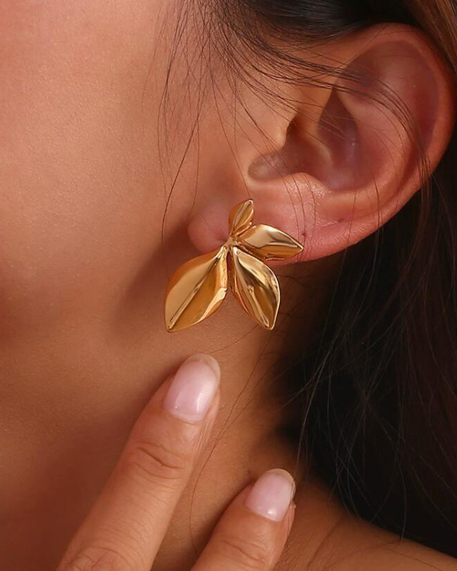 Glossy Flower Leaf Earrings-Curvy-Faja