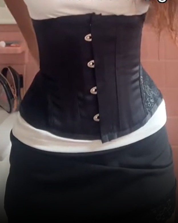 Breast-Lifting Strap Corset