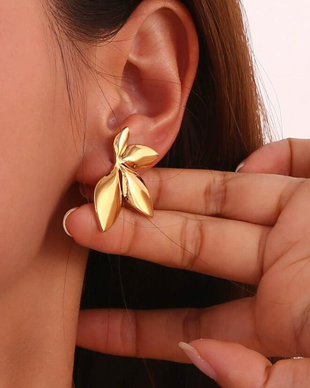 Glossy Flower Leaf Earrings-Curvy-Faja