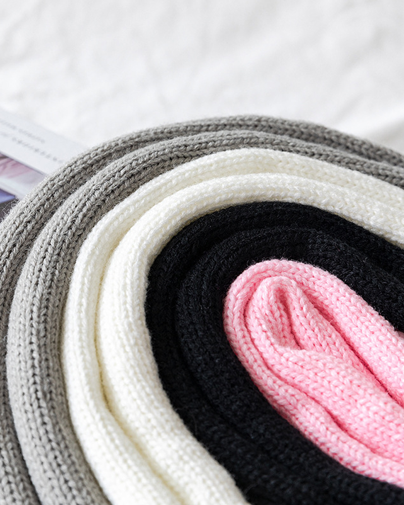 Knee-Length Knitted Socks-Curvy-Faja